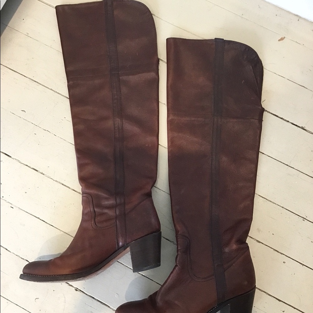 Tall brown leather Frye boots size 9